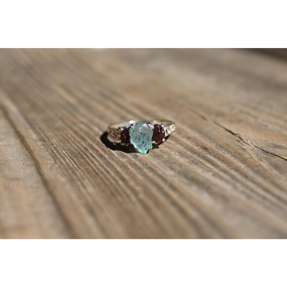 Engagement ring Garnet Ring - Aquamarine ring - Uncut - Raw Gemstone ring - Picture 2 of 4